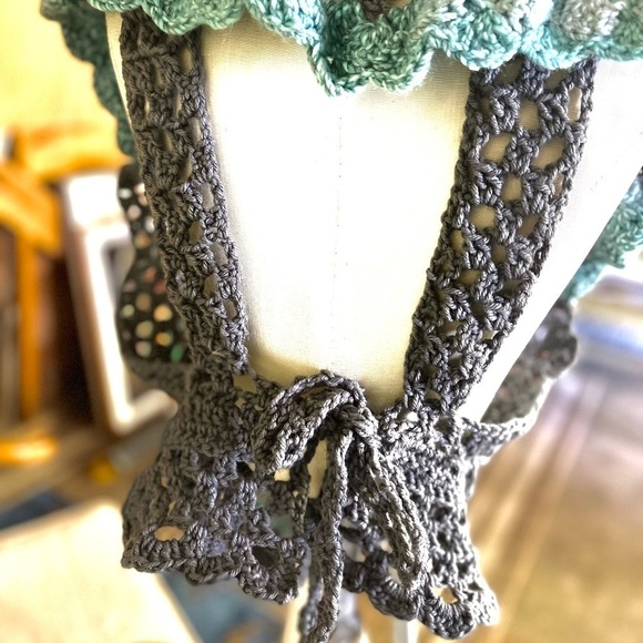 CROCHETED FESTIVAL OR SUMMER TOP - Picture 7 of 7